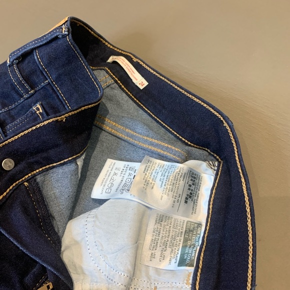 Levi Jeans - Picture 11 of 11